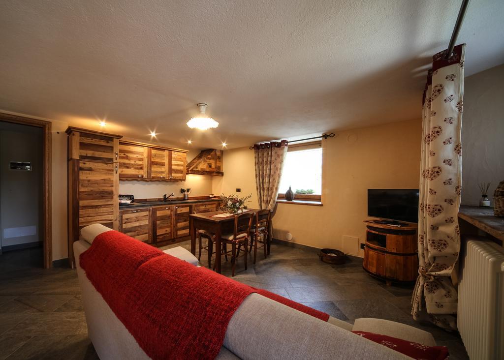 Apartament Souvenir De Tsaneli Roisan Pokój zdjęcie